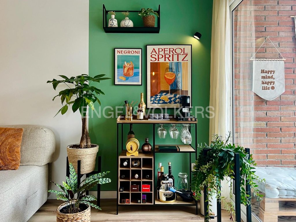 Featured Photo
