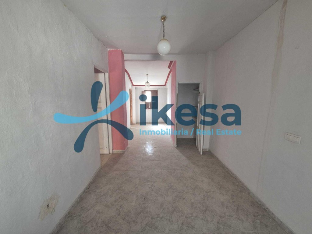 Featured Photo