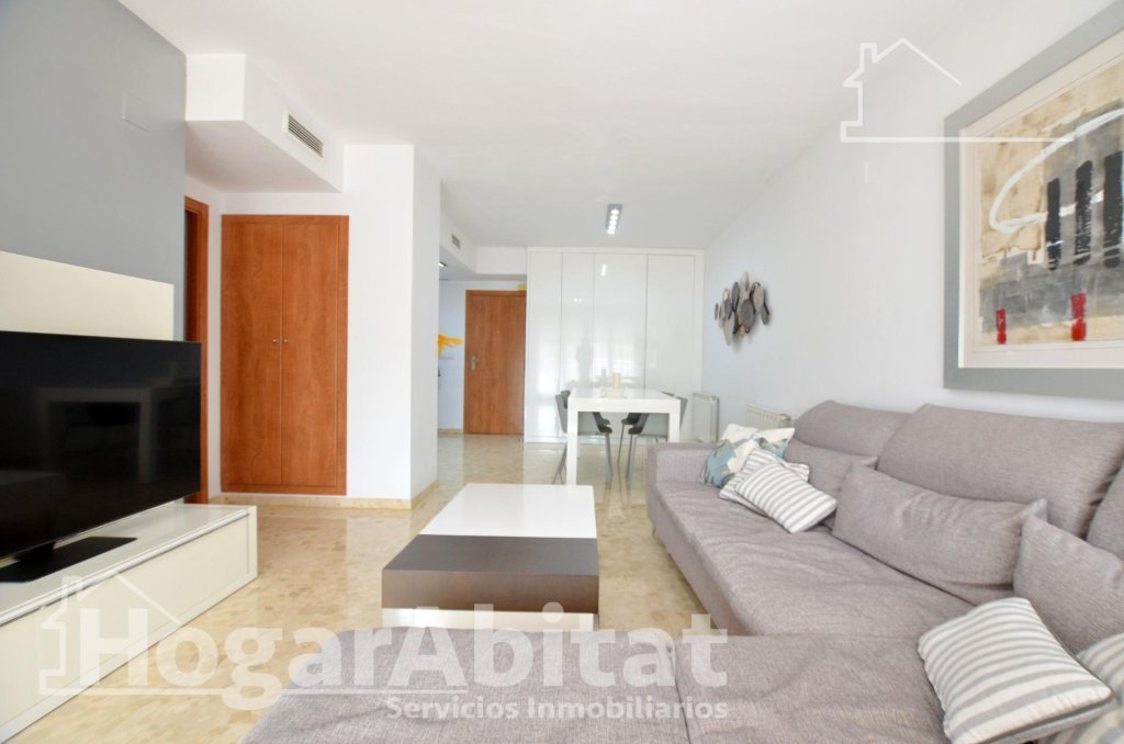Featured Photo