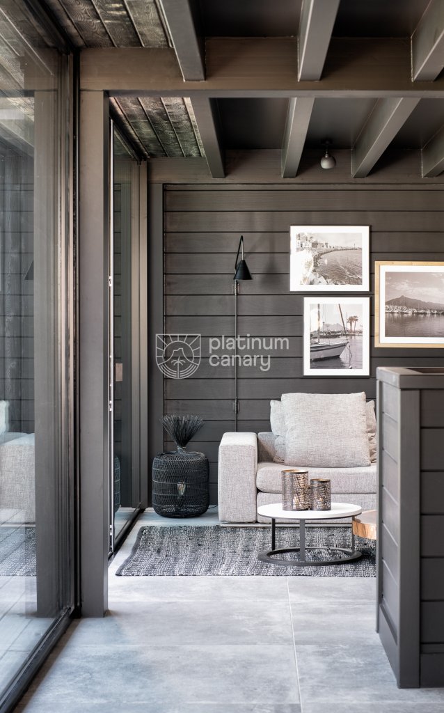 Featured Photo