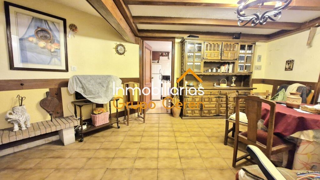 Featured Photo
