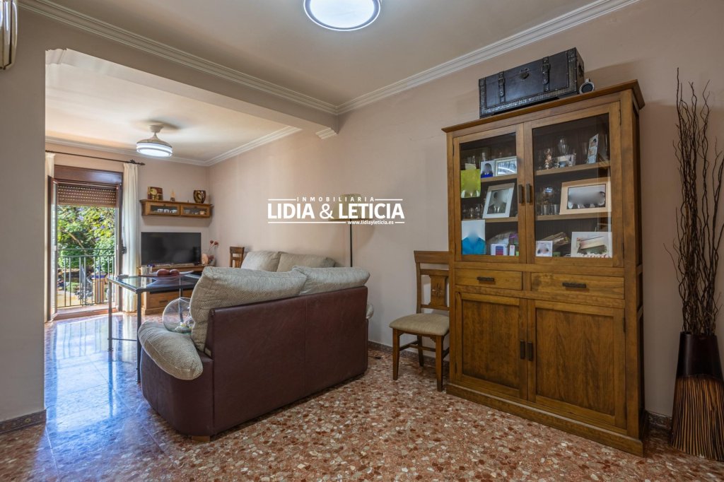 Featured Photo