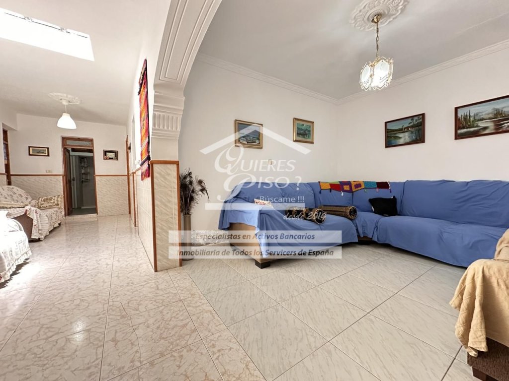 Featured Photo