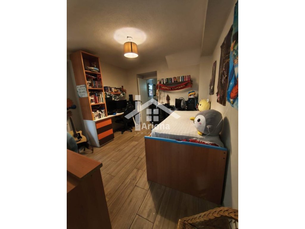 Featured Photo