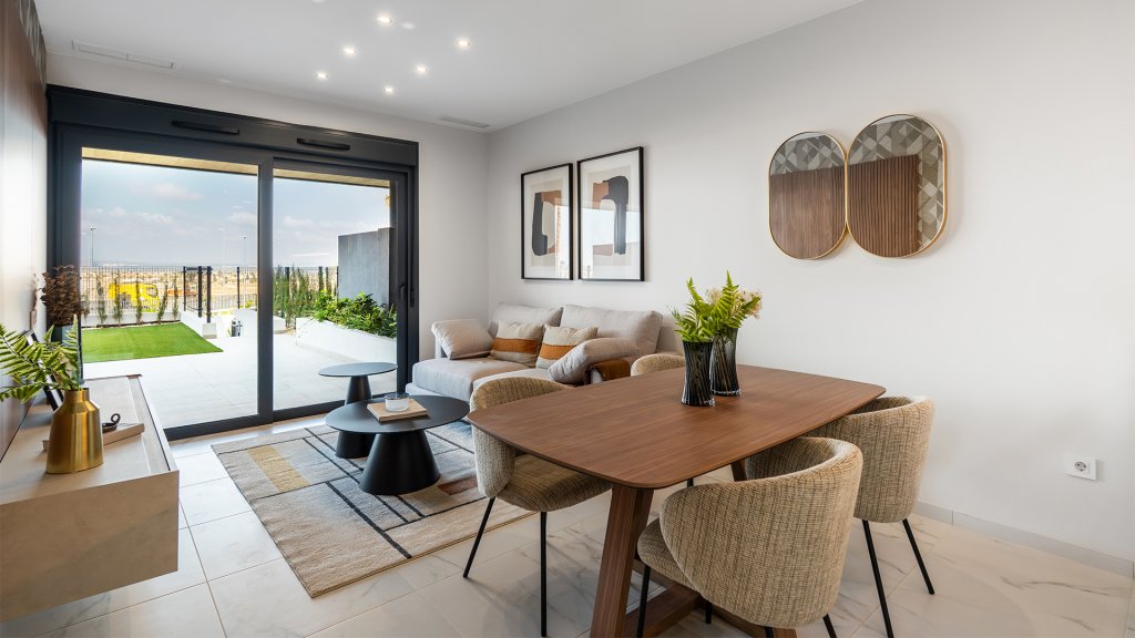 Featured Photo