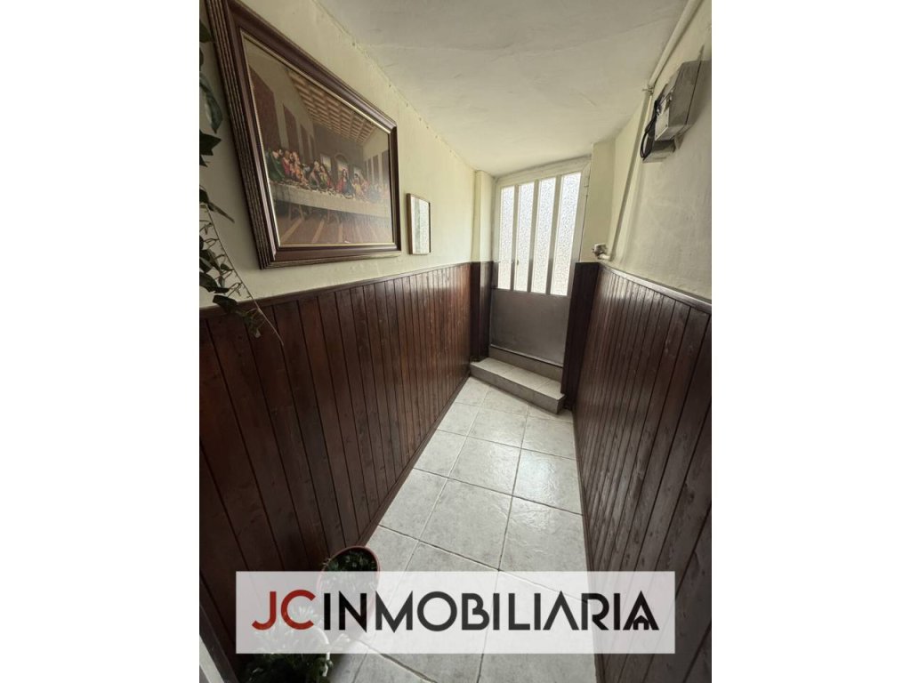 Featured Photo