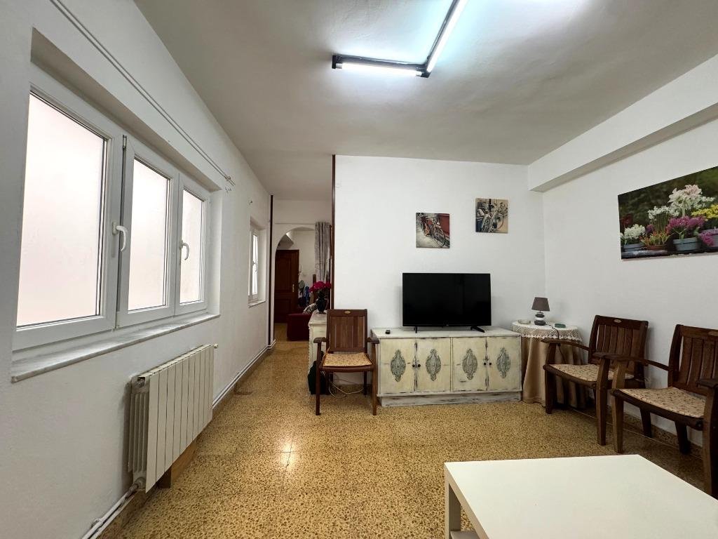 Featured Photo