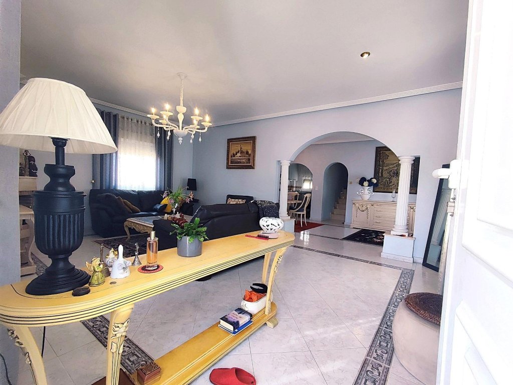 Featured Photo