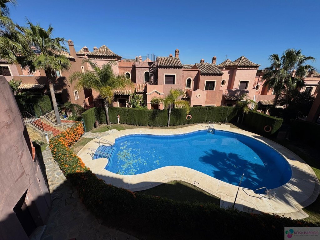 Featured Photo