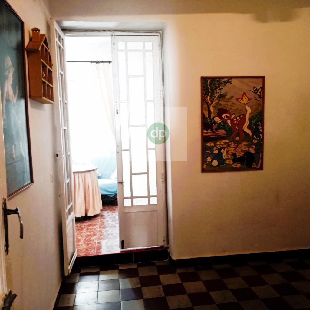 Featured Photo