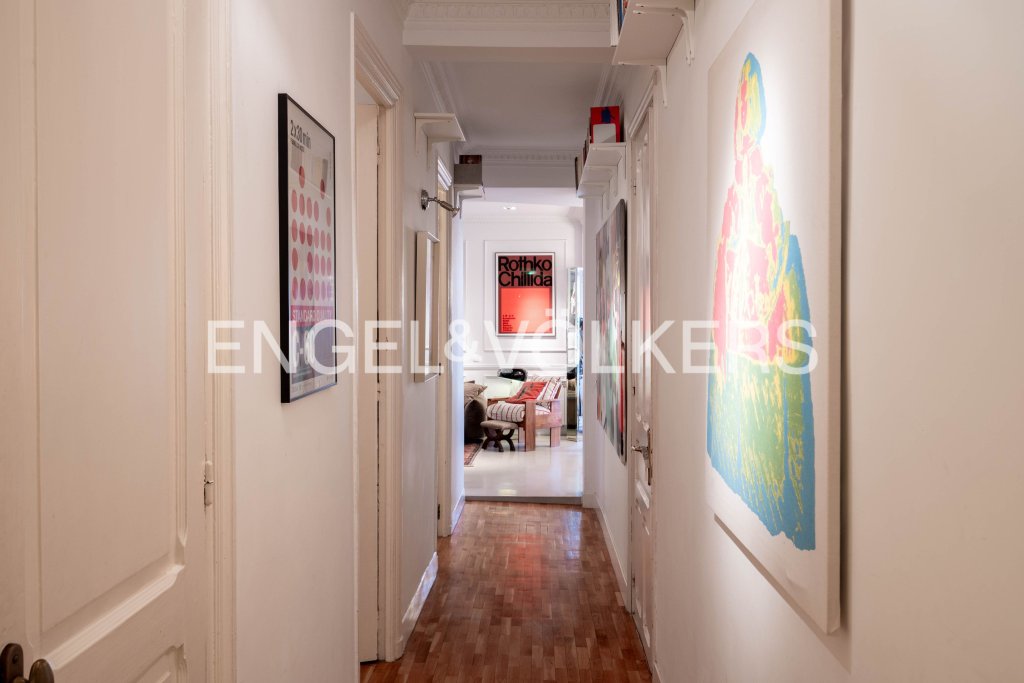 Featured Photo