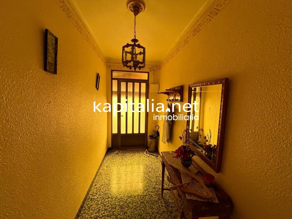 Featured Photo