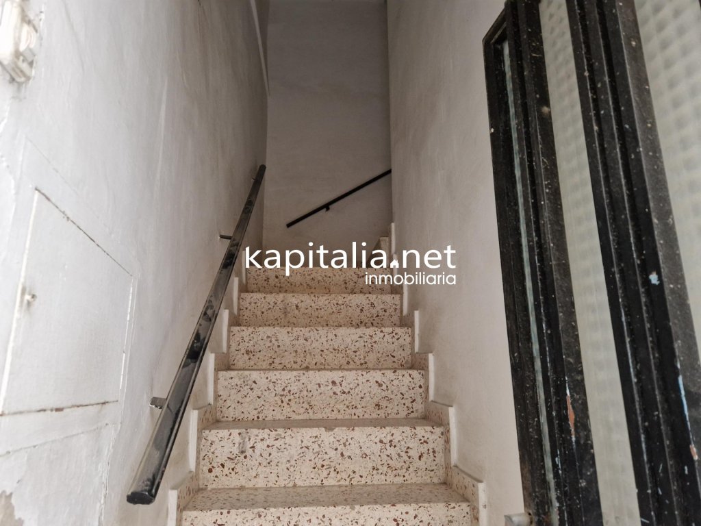 Featured Photo