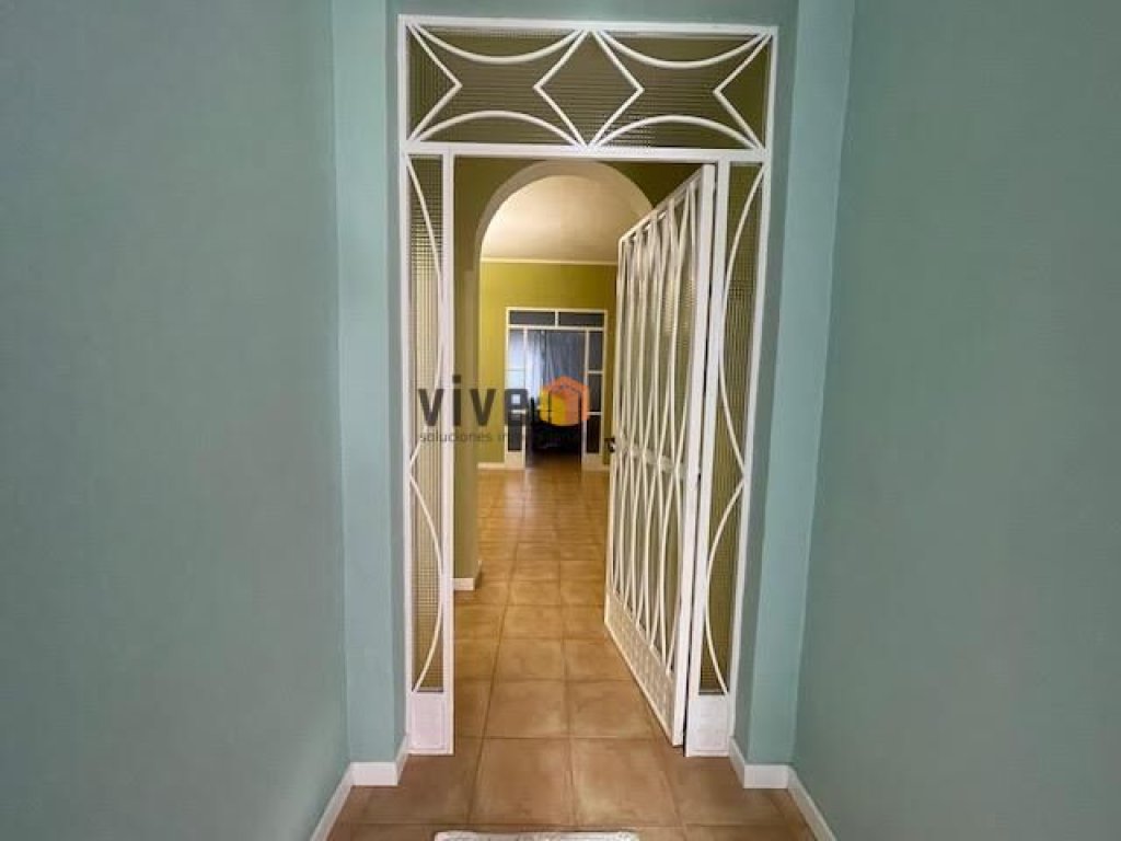 Featured Photo