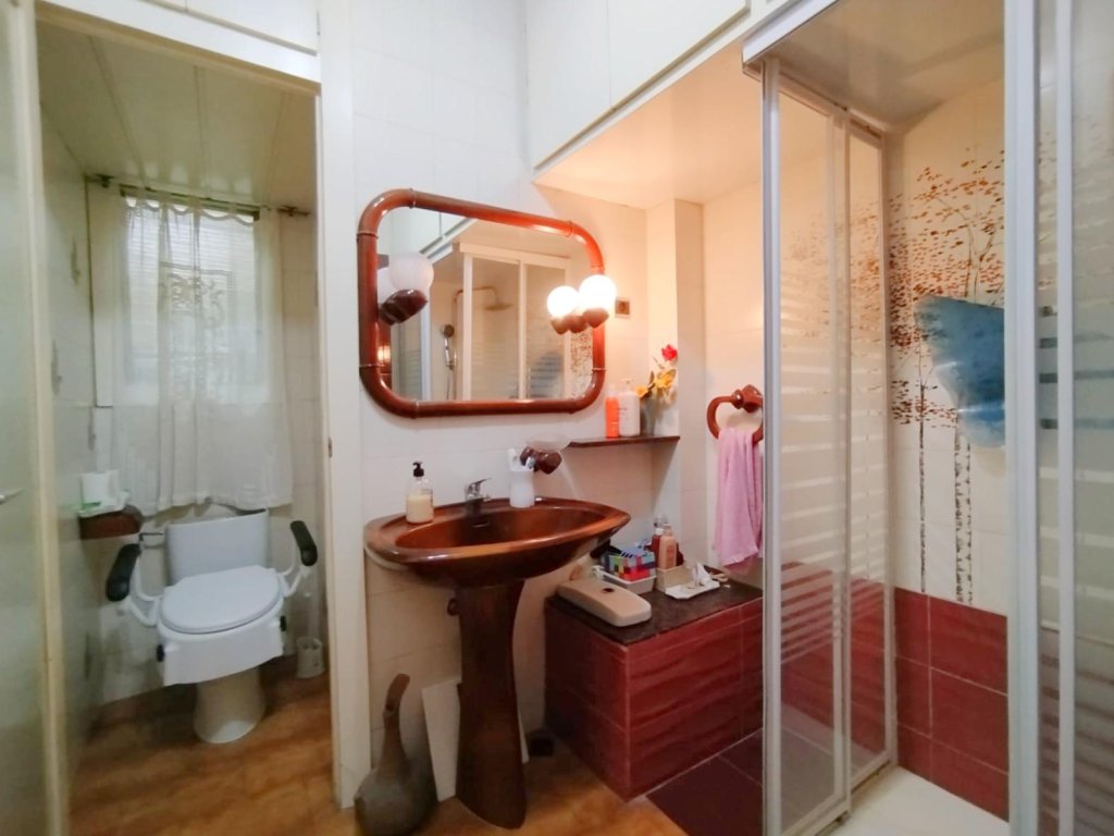 Featured Photo