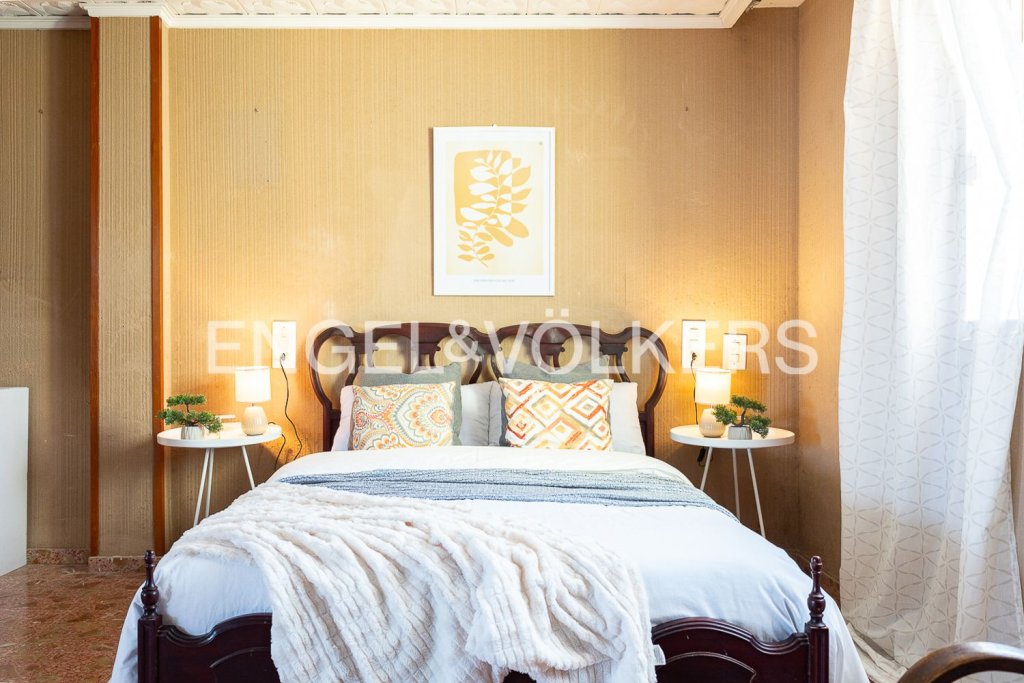 Featured Photo