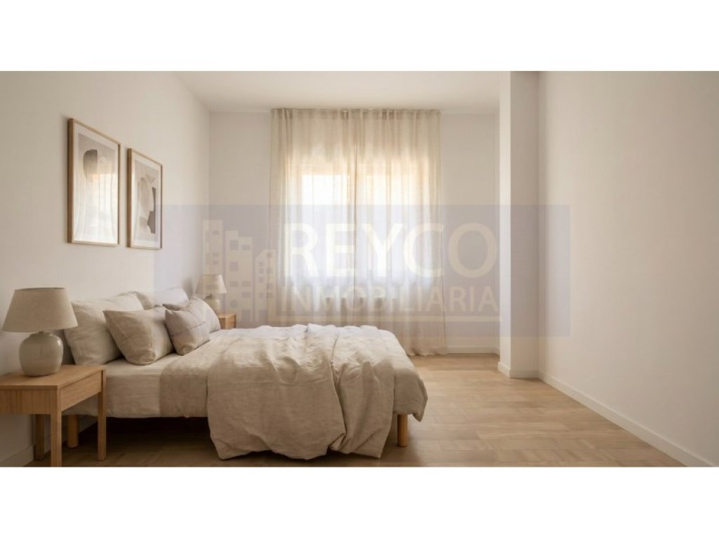 Featured Photo