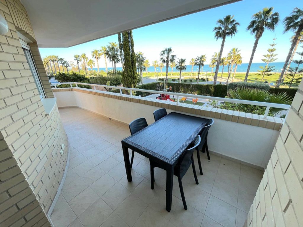 Featured Photo