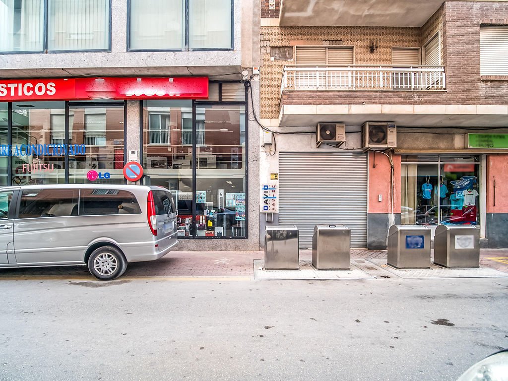 Featured Photo