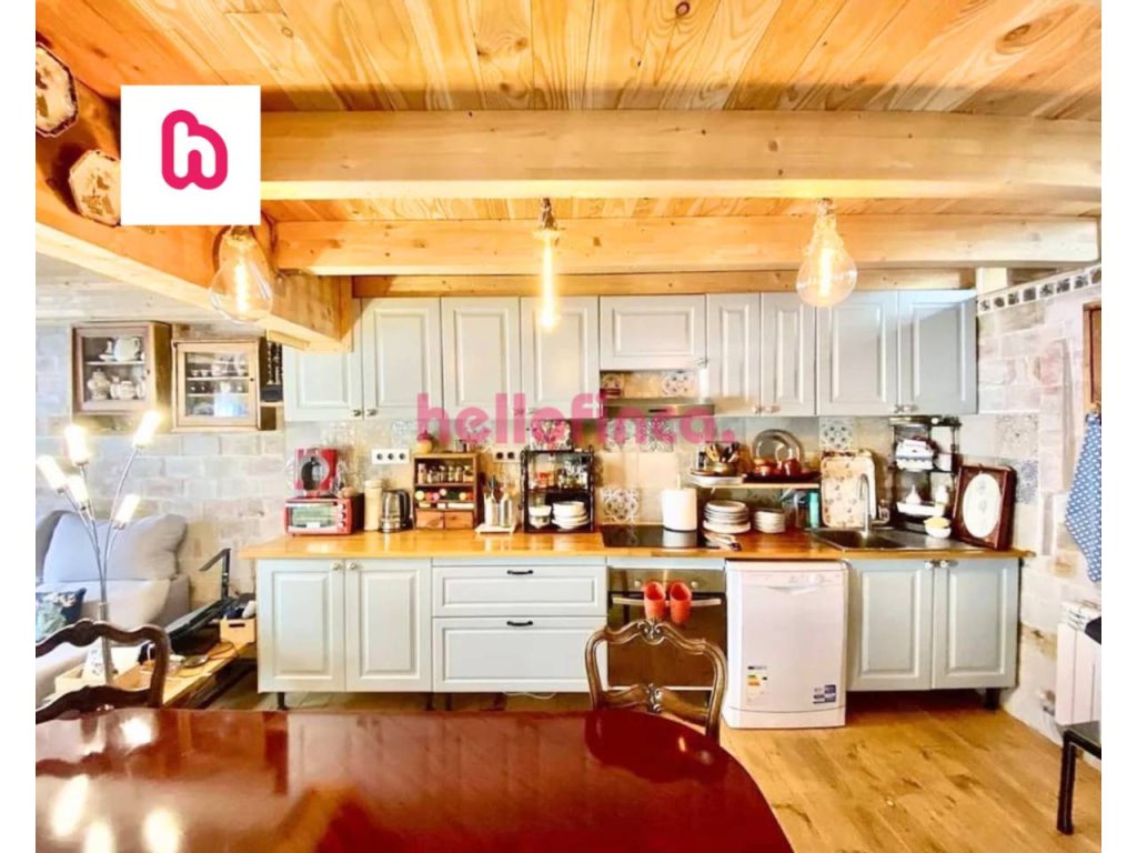 Featured Photo