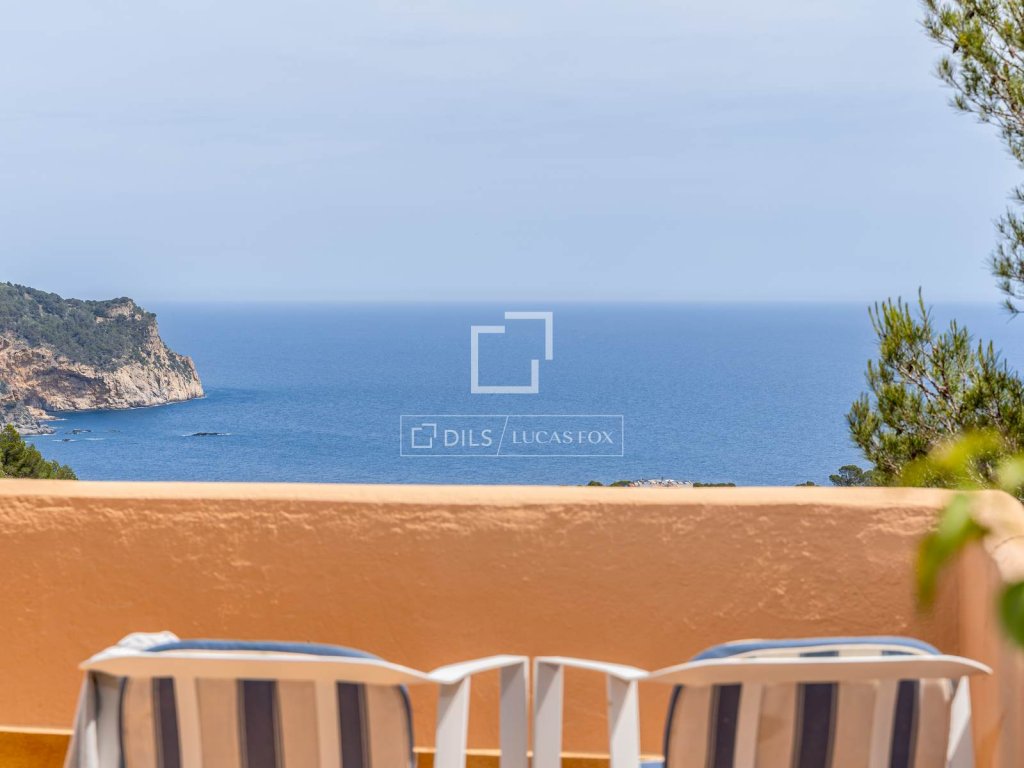 Featured Photo