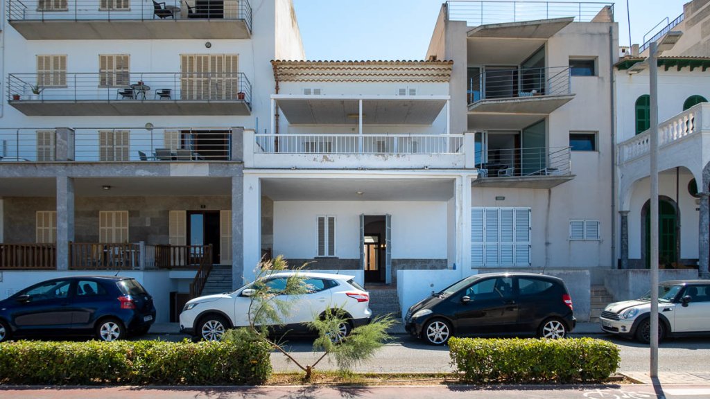 Featured Photo