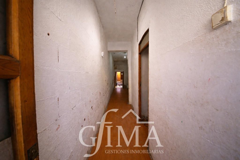 Featured Photo