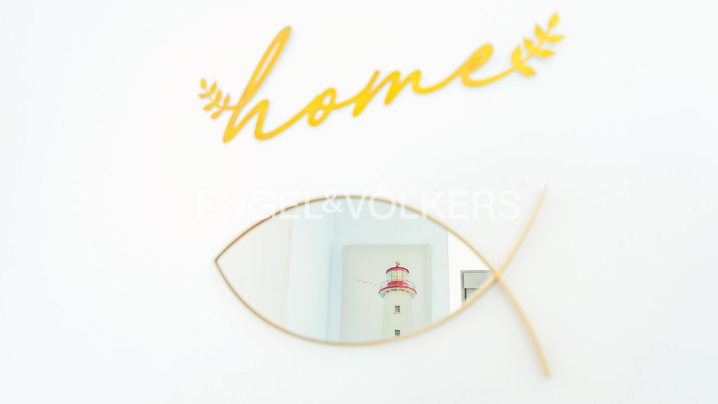 Featured Photo