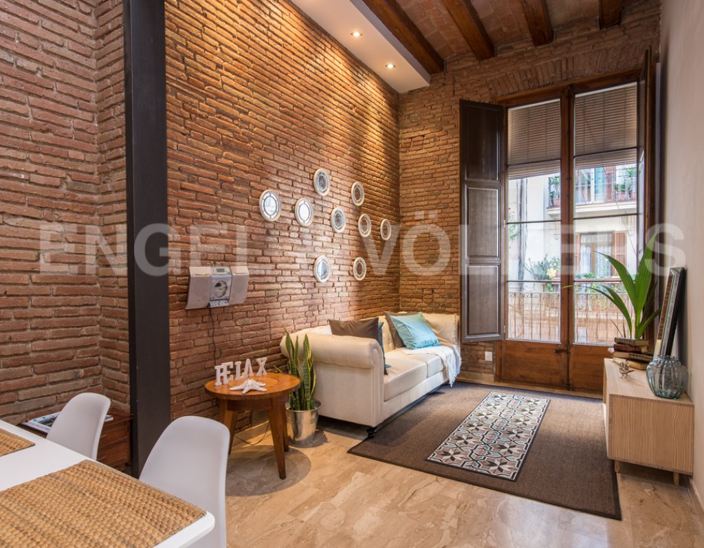 Featured Photo