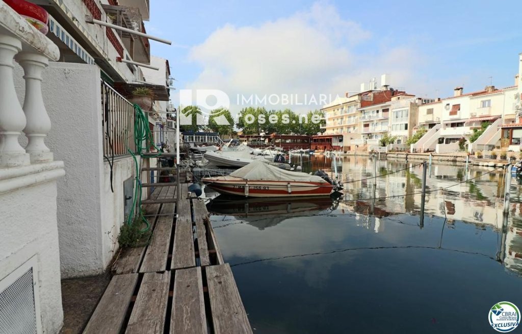 Featured Photo