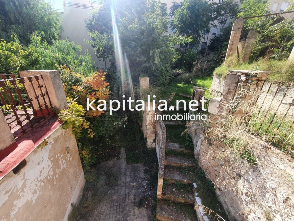Featured Photo