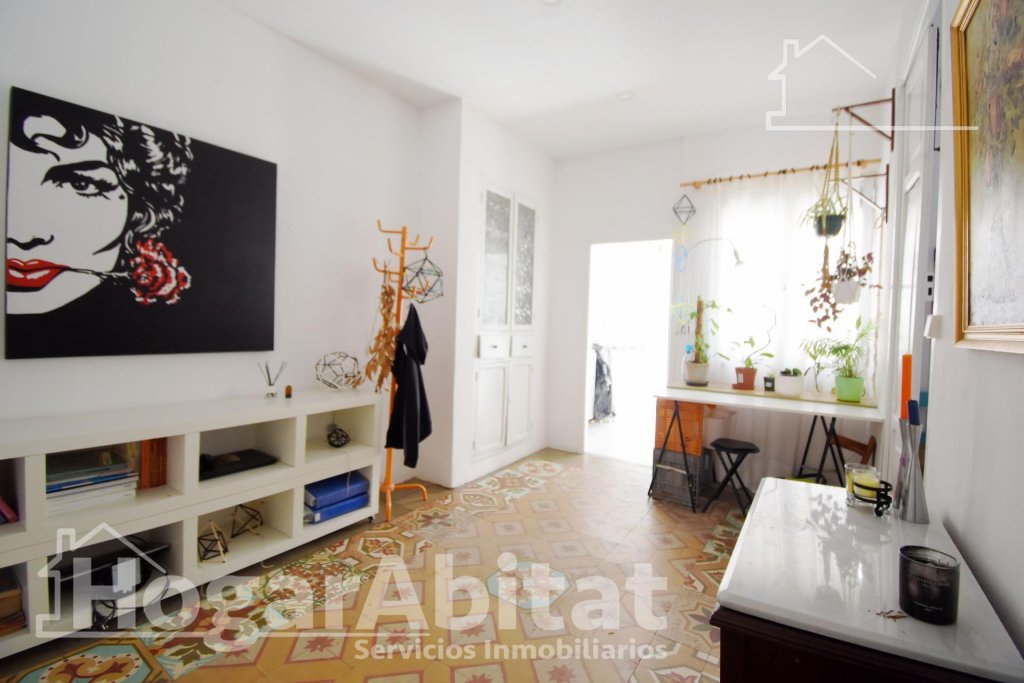 Featured Photo