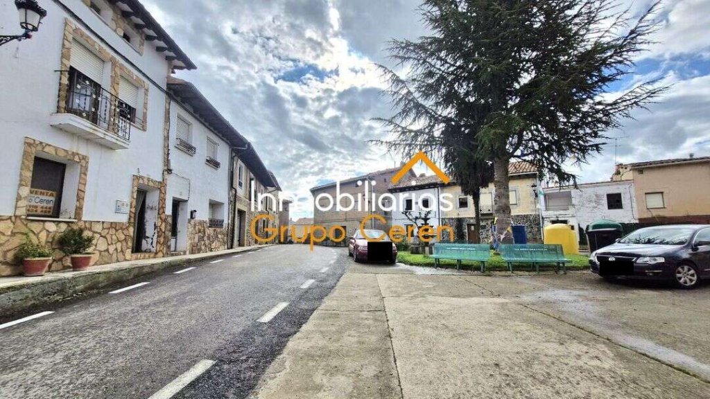Featured Photo