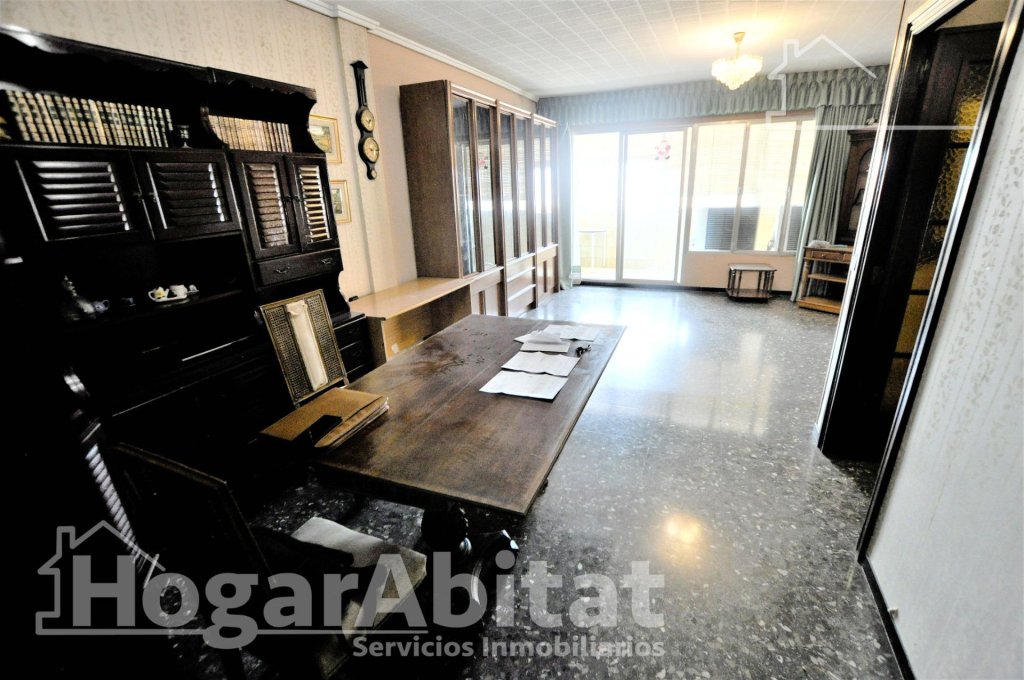 Featured Photo