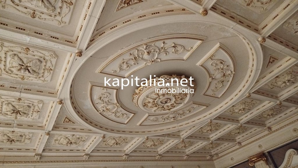 Featured Photo