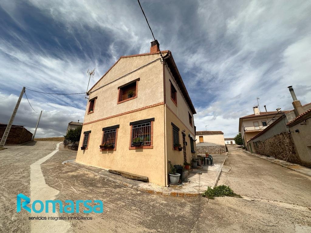 Featured Photo