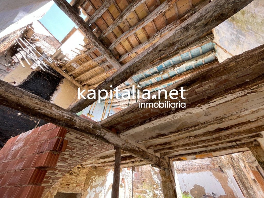 Featured Photo