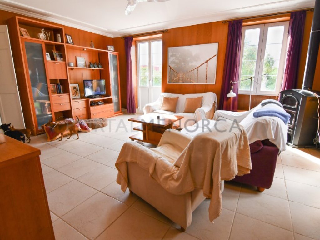 Featured Photo