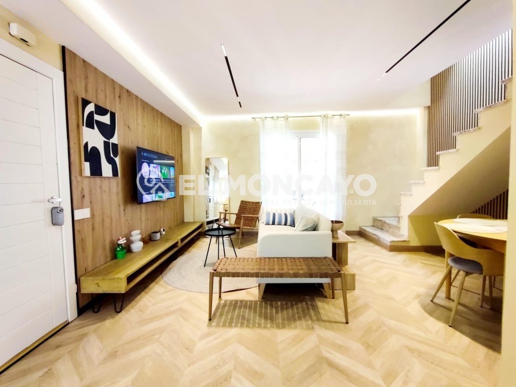 Featured Photo