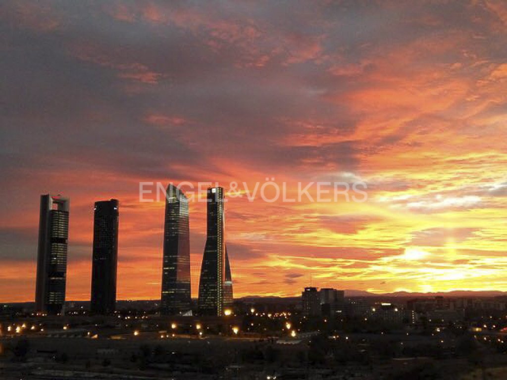 Featured Photo