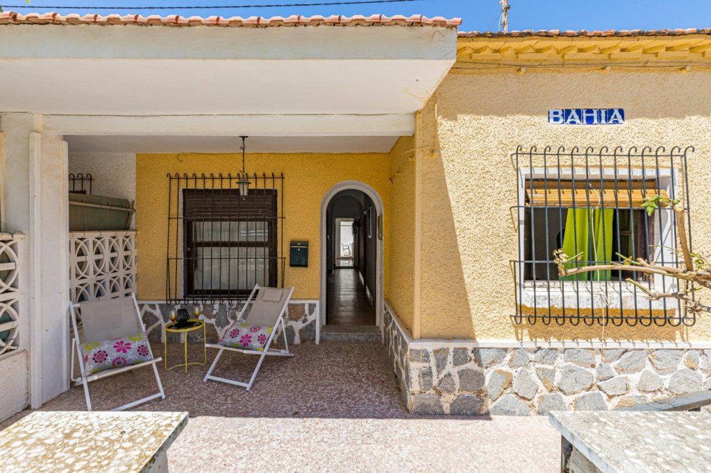 Featured Photo