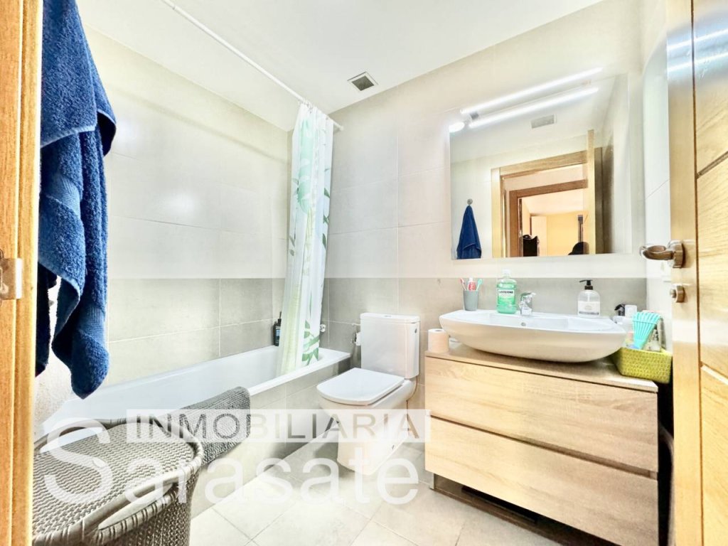 Featured Photo
