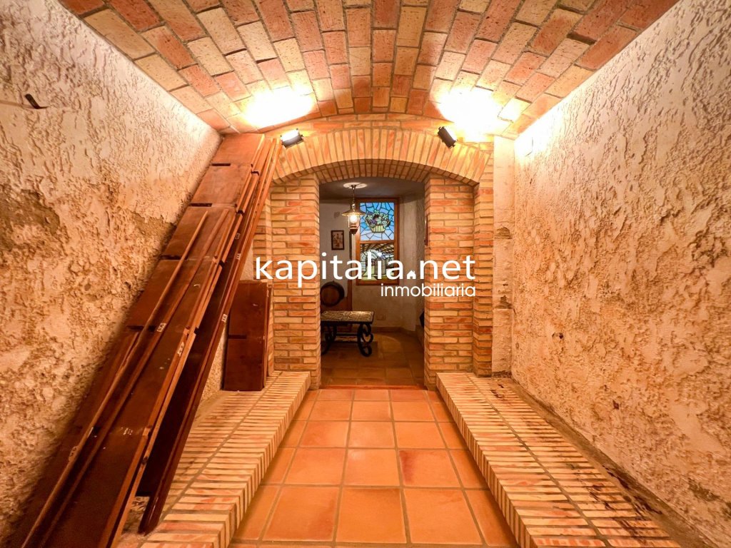Featured Photo