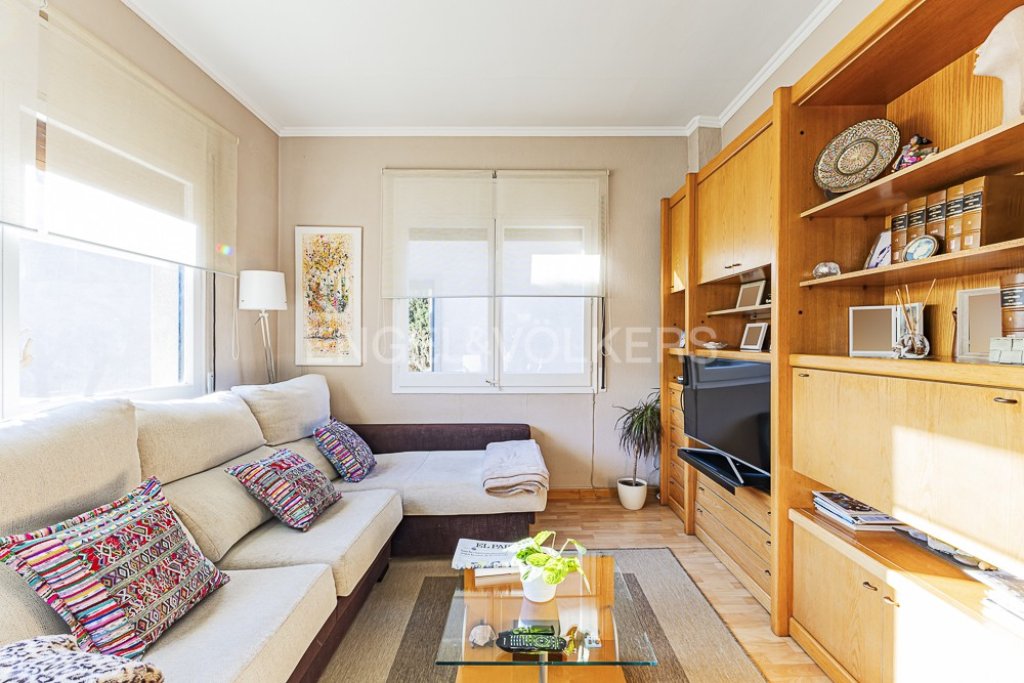 Featured Photo