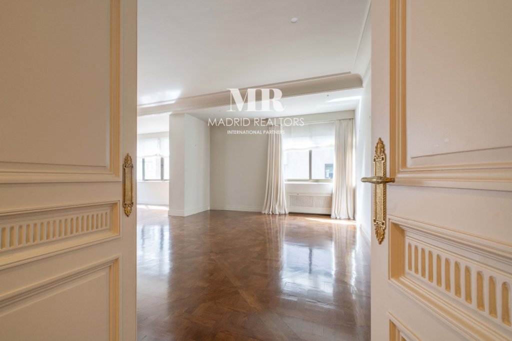 Featured Photo