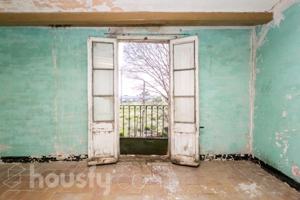 Featured Photo