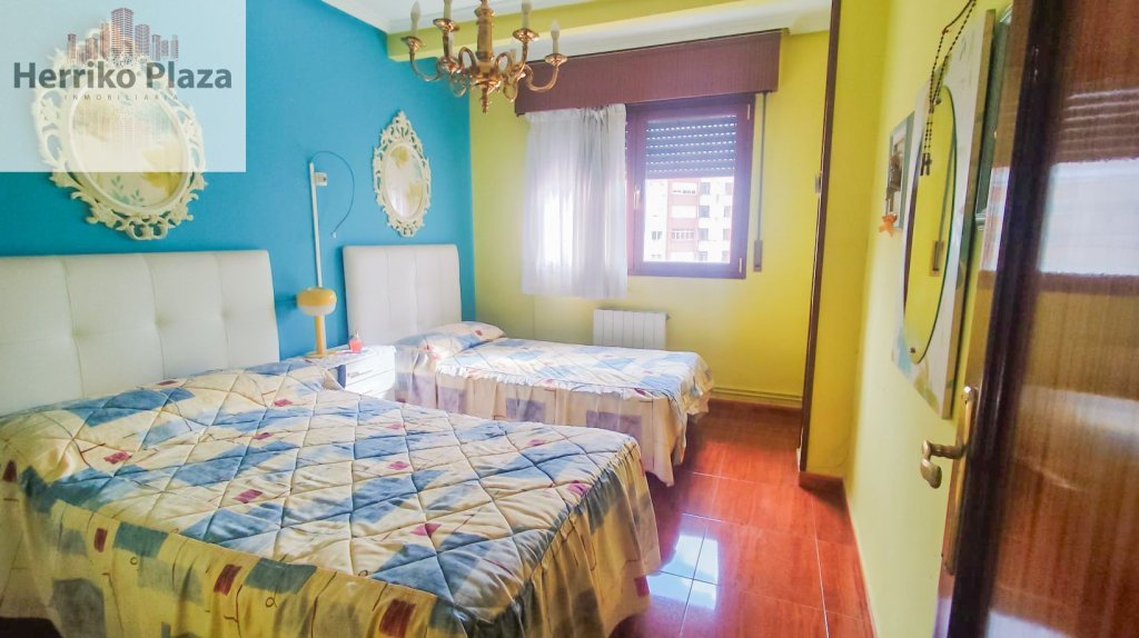 Featured Photo