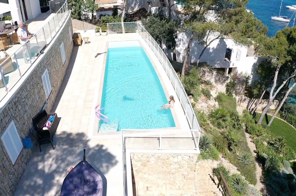 Featured Photo
