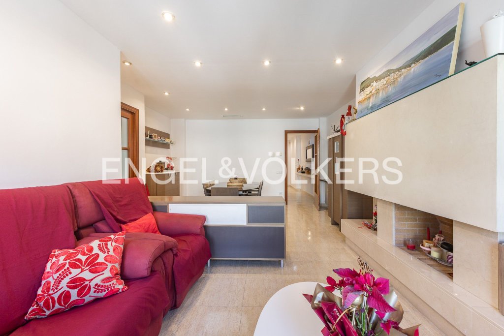 Featured Photo