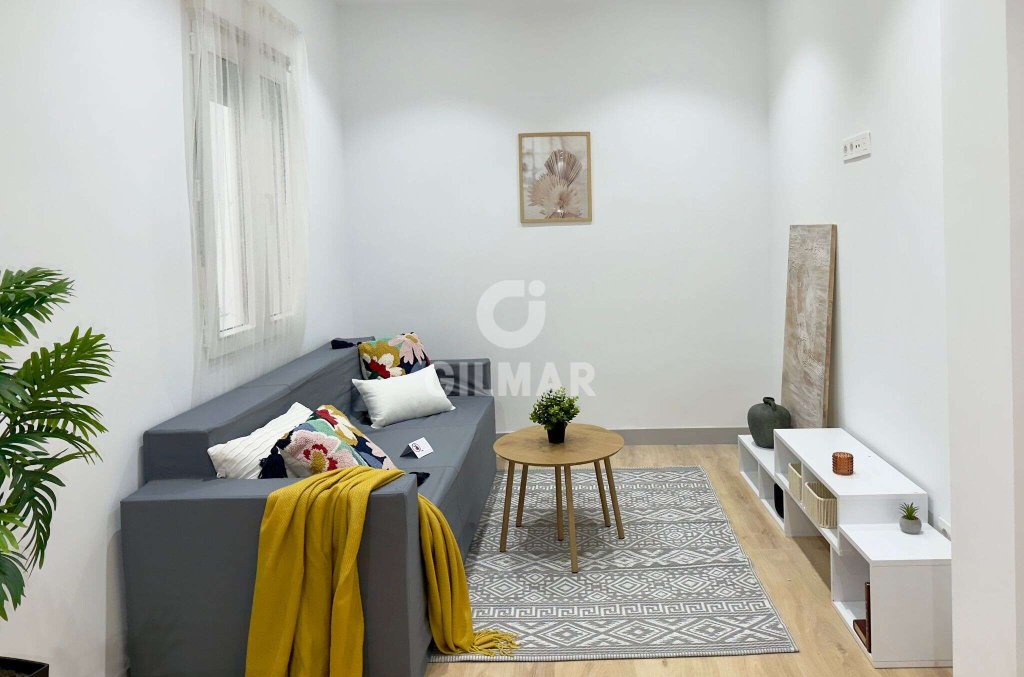 Featured Photo